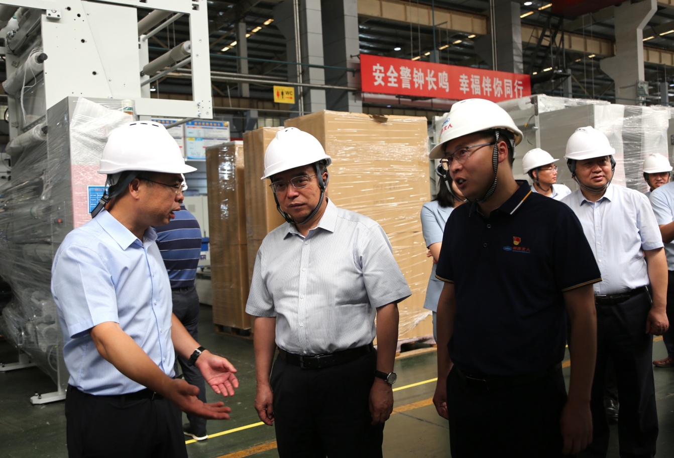 京城機電黨委書記、董事長阮忠奎到陜西北人專題調(diào)研